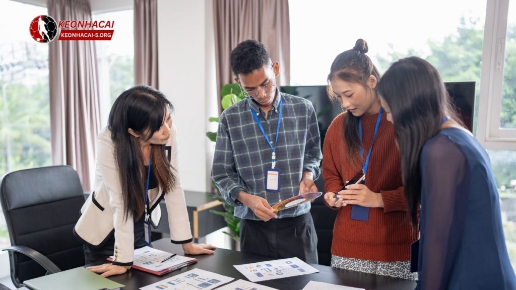 Đội ngũ phòng nội dung của KEONHACAI